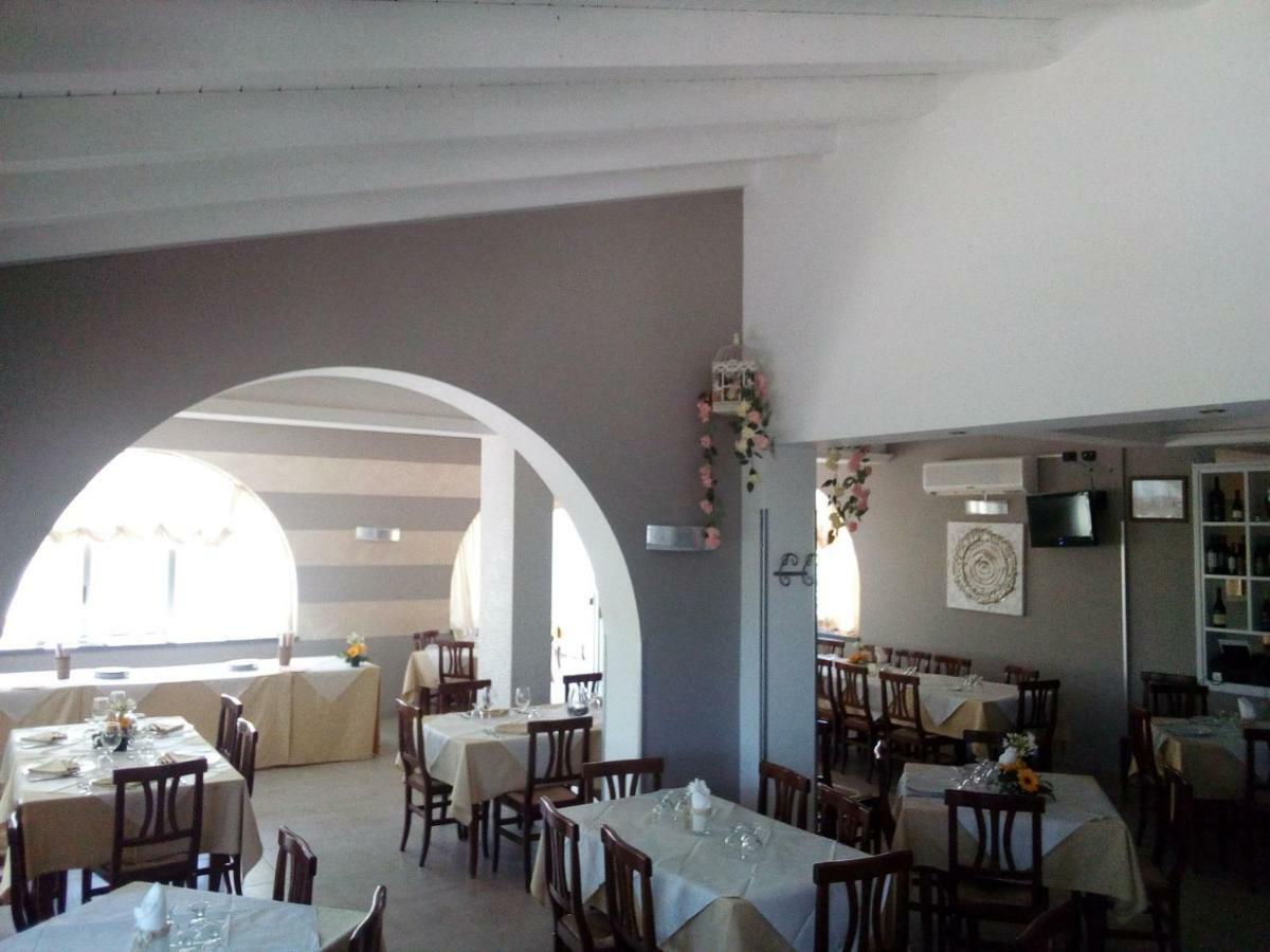 Villa Plasi Менфі Екстер'єр фото